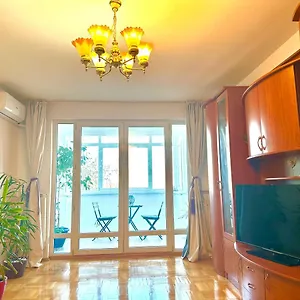 https://vintage-bucharest-apartment.bucharesthotelsnow.com
